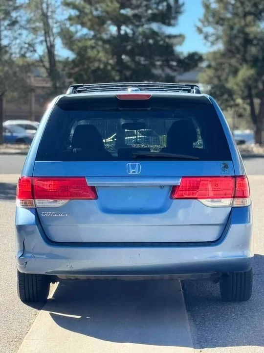 2009 Honda Odyssey - Image 11 of 15