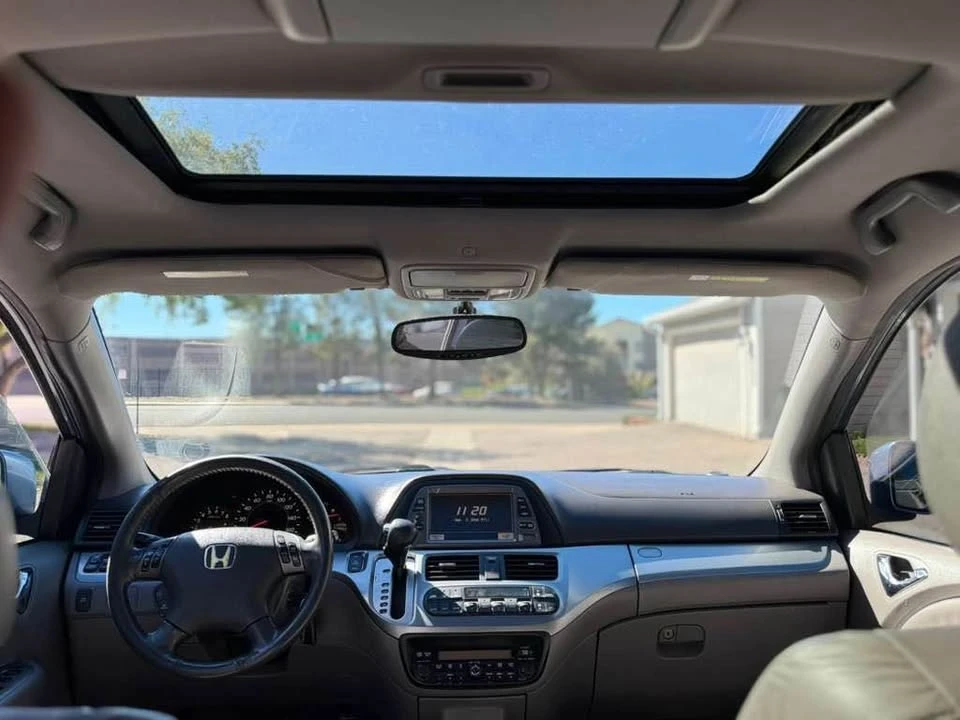 2009 Honda Odyssey - Image 13 of 15