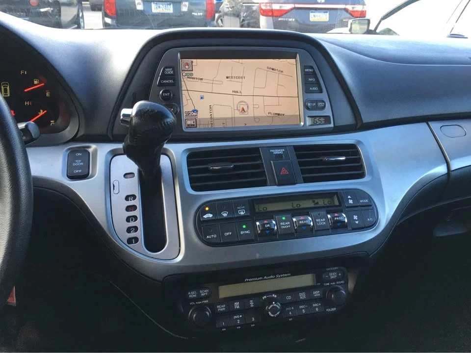 2009 Honda Odyssey - Image 16 of 18