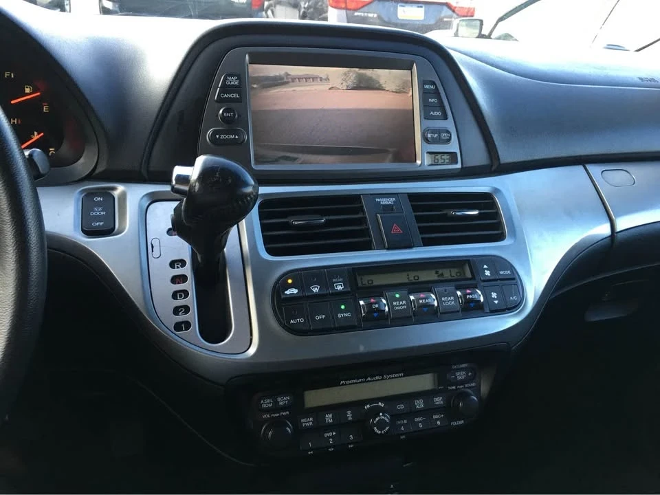 2009 Honda Odyssey - Image 17 of 18