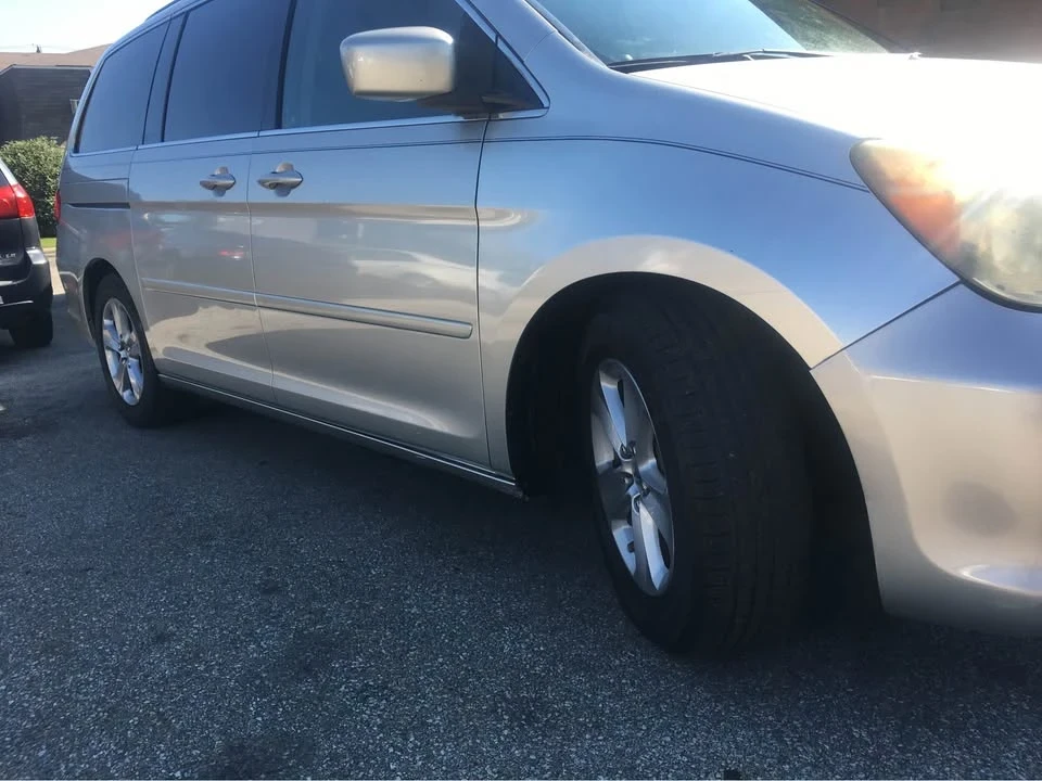 2009 Honda Odyssey - Image 3 of 18