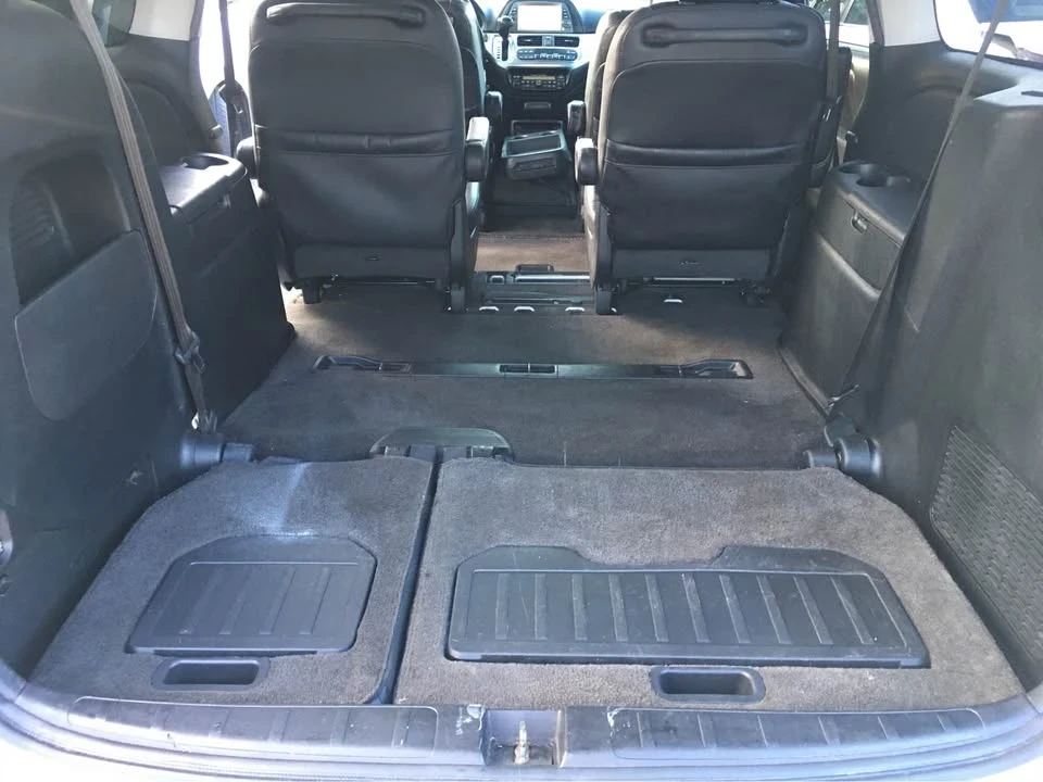 2009 Honda Odyssey - Image 14 of 18