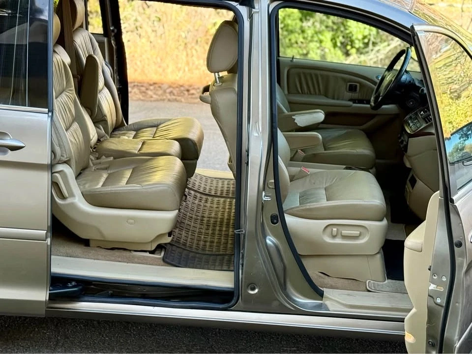 2009 Honda Odyssey - Image 9 of 15
