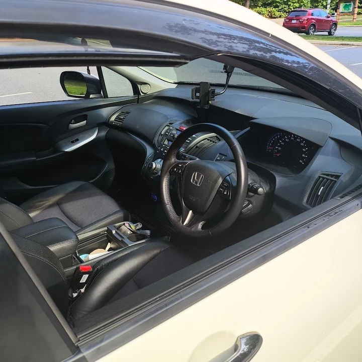 2009 Honda Odyssey - Image 3 of 12