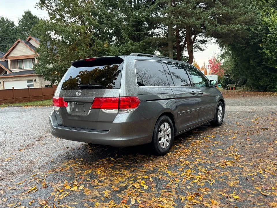 2009 Honda Odyssey - Image 6 of 17