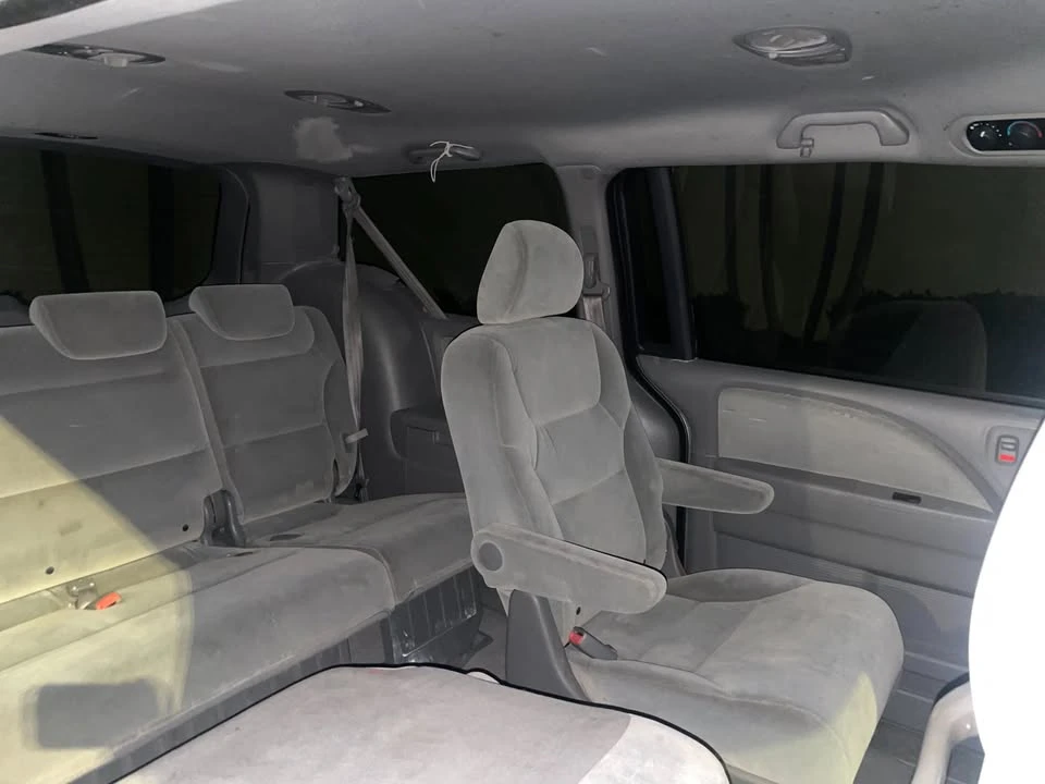 2009 Honda Odyssey - Image 4 of 13
