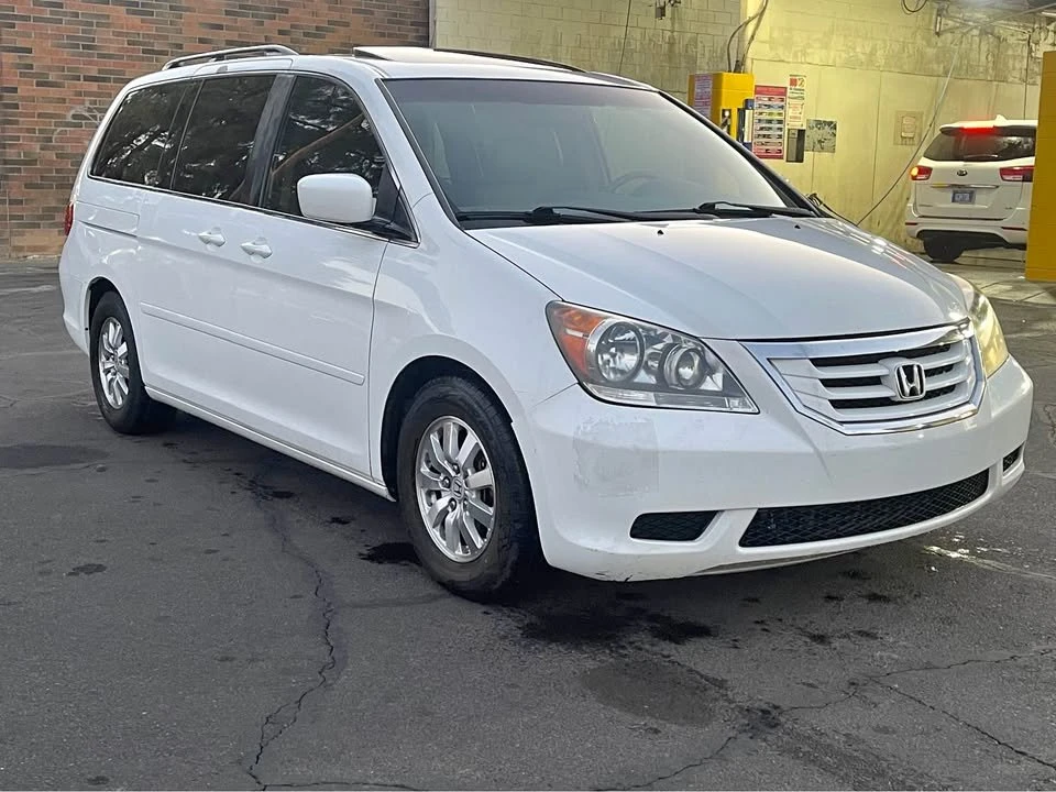 2009 Honda Odyssey - Image 2 of 20