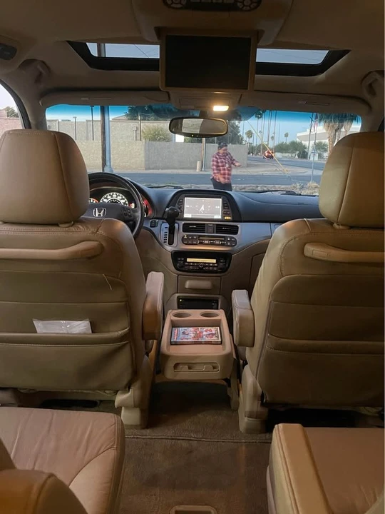 2009 Honda Odyssey - Image 11 of 20