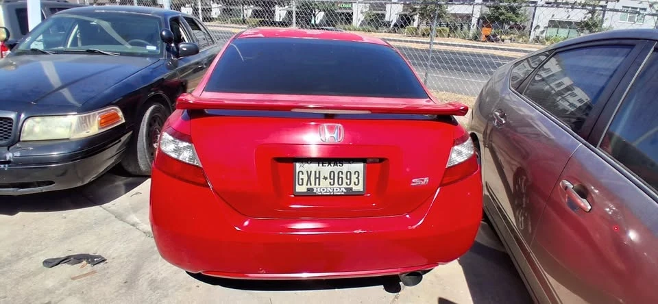 2009 Honda Civic Si 8th Gen - Image 3 of 8
