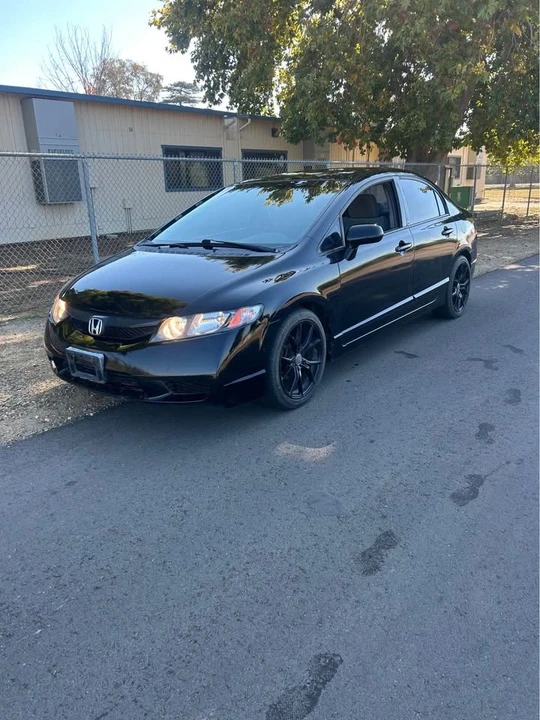 2009 Honda Civic 8th Gen - Image 8 of 10