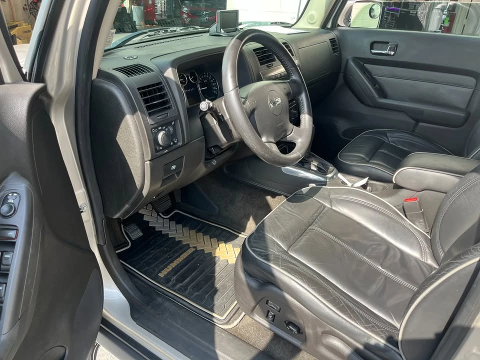 2009 Hummer Hummer H3 - Image 13 of 18
