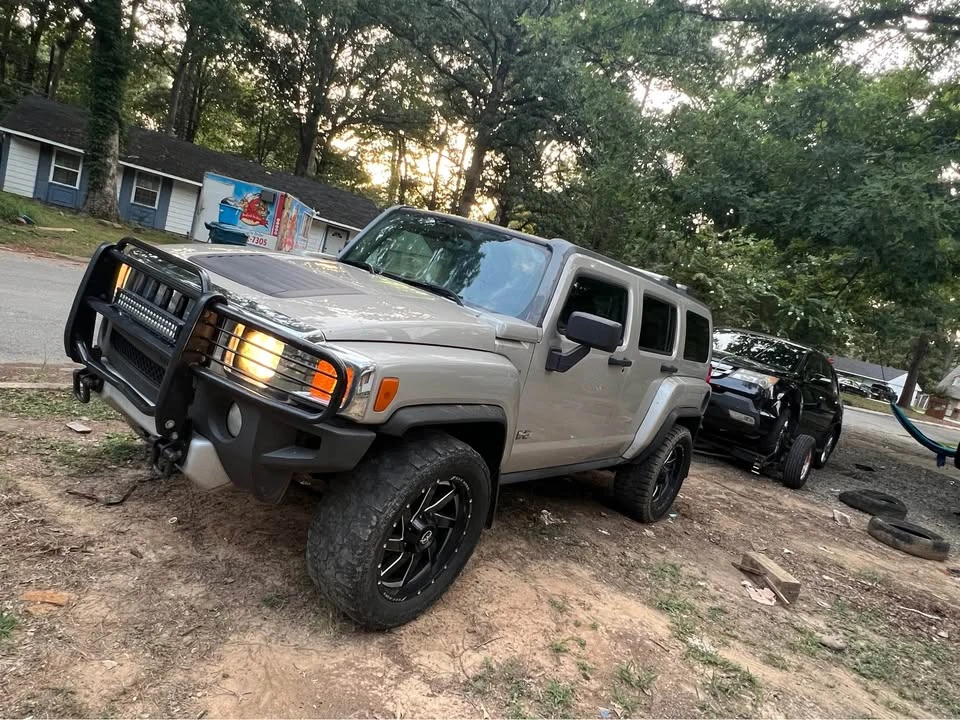 2009 Hummer Hummer H3 - Image 4 of 9