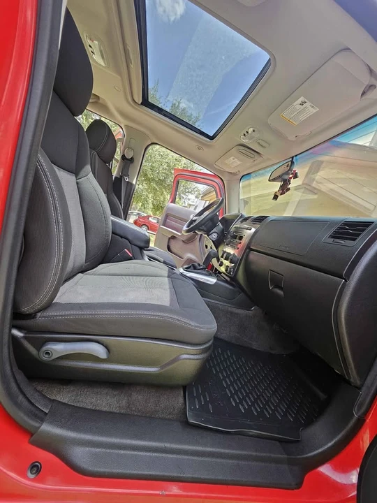 2009 Hummer Hummer H3 - Image 2 of 5
