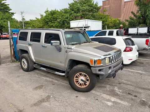 2009 Hummer H3 Sport Utility 4D