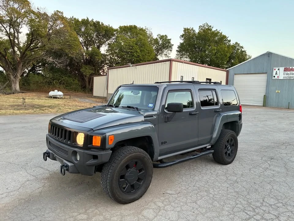 2009 Hummer Hummer H3 - Image 3 of 16