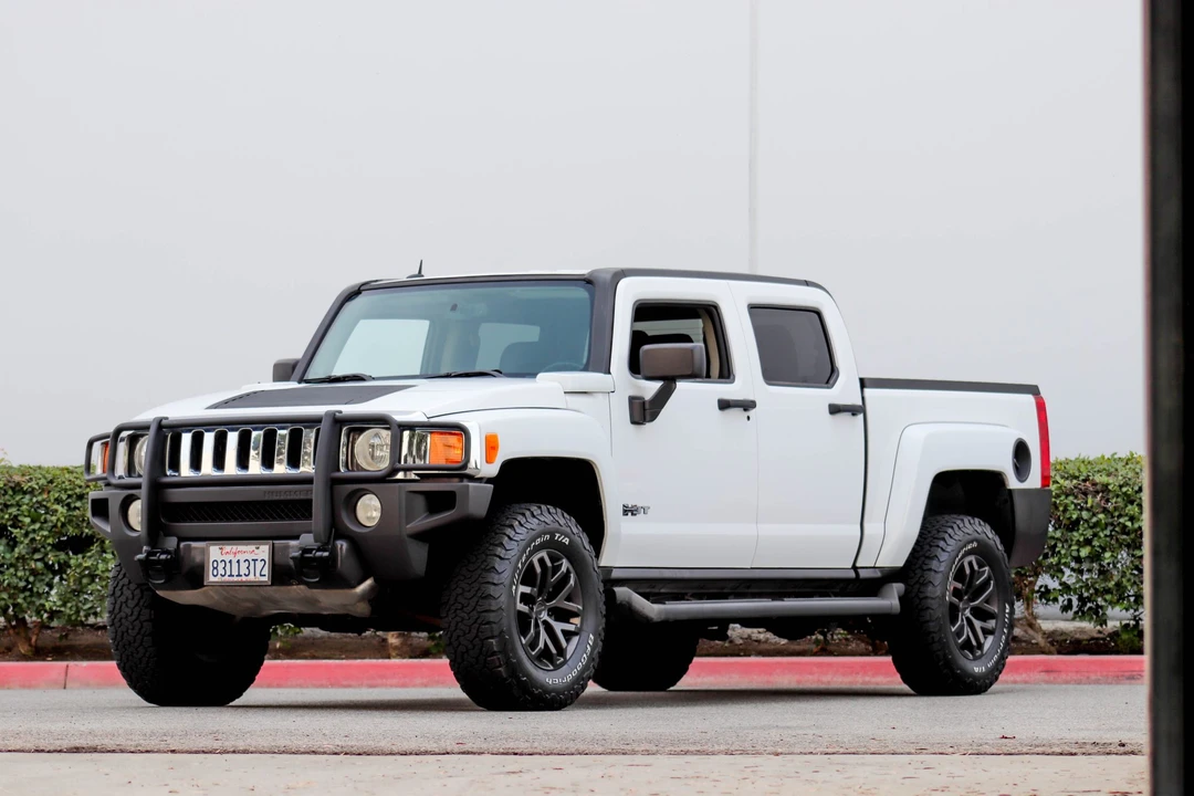 2009 Hummer Hummer H3 - Image 2 of 31