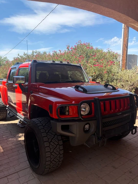 2009 Hummer Hummer H3 - Image 2 of 12
