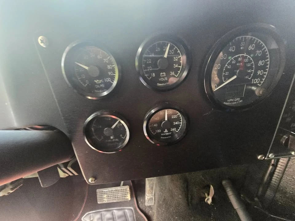 2009 Hummer HMMWV - Image 3 of 15