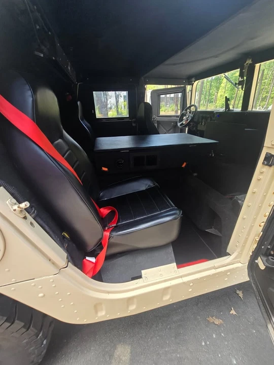 2009 Hummer HMMWV - Image 5 of 15