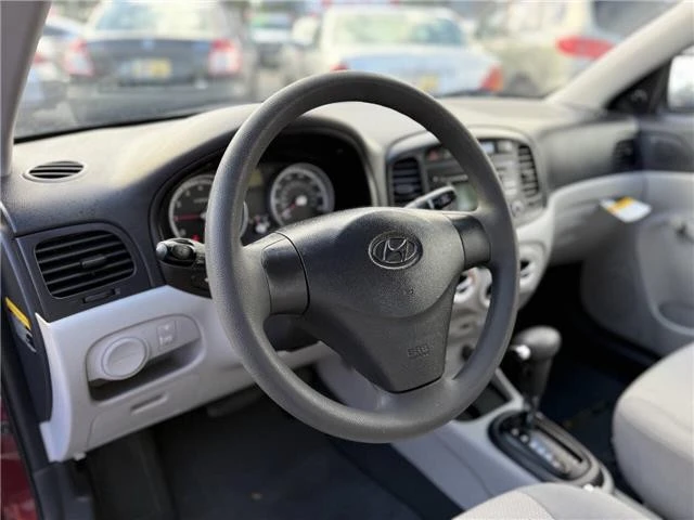 2009 Hyundai Accent - Image 12 of 12
