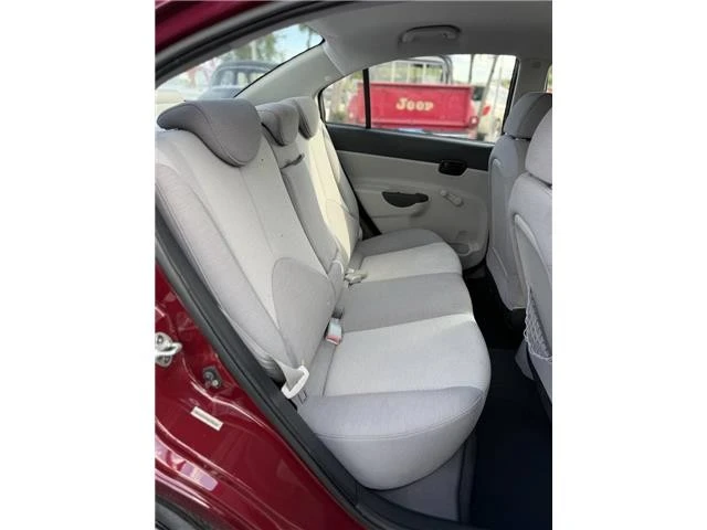2009 Hyundai Accent - Image 19 of 21