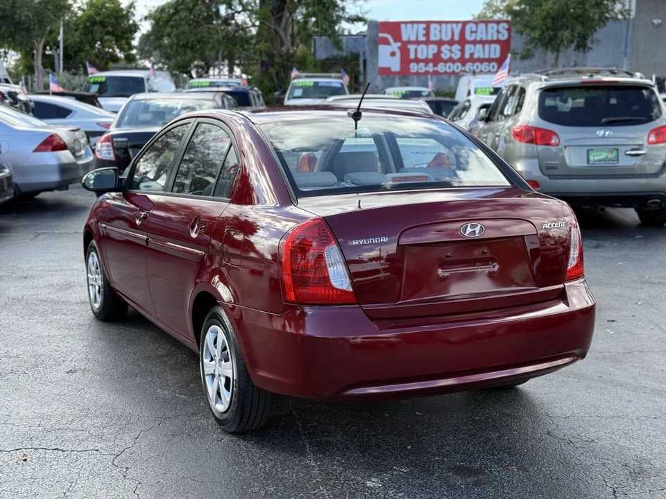 2009 Hyundai Accent - Image 4 of 12