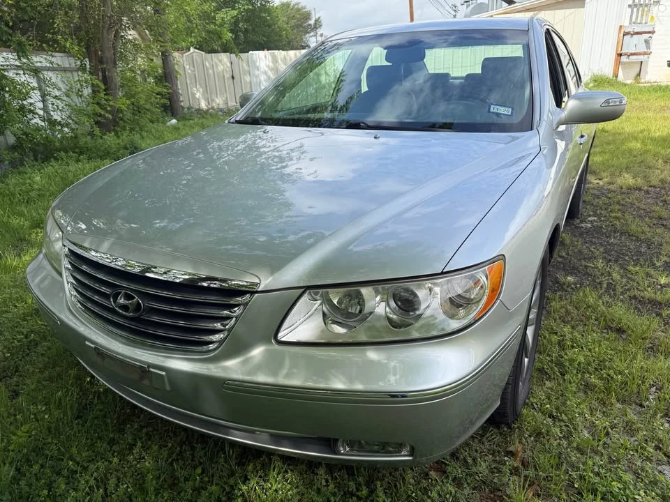 2009 Hyundai Azera - Image 3 of 10