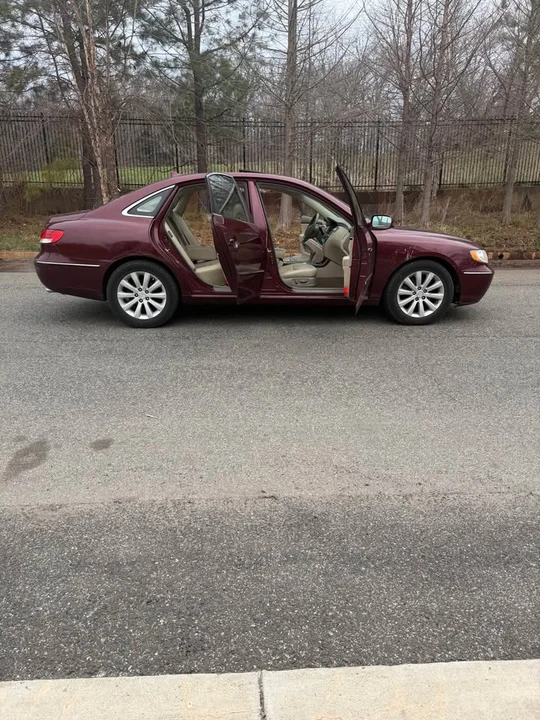 2009 Hyundai Azera - Image 4 of 9