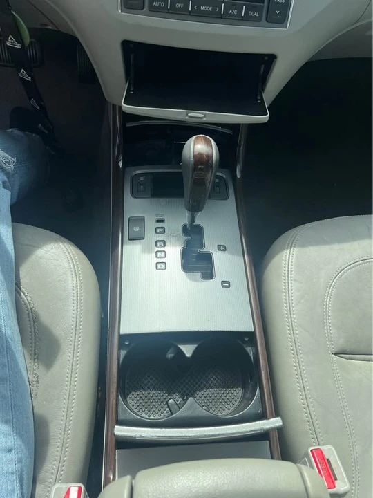 2009 Hyundai Azera - Image 19 of 20
