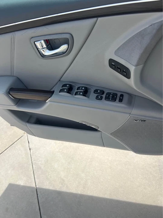 2009 Hyundai Azera - Image 16 of 20