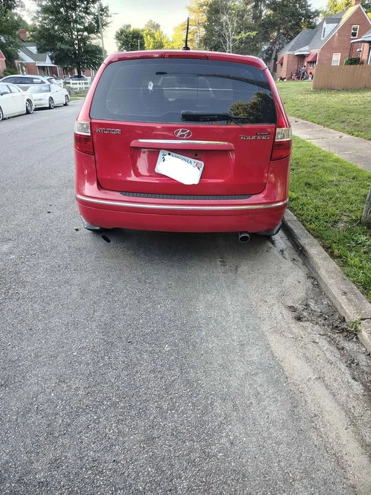 2009 Hyundai Elantra - Image 6 of 9