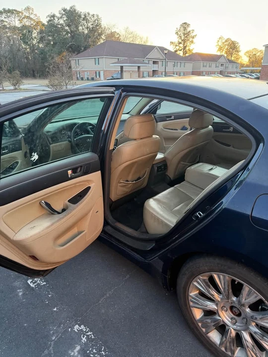 2009 Hyundai Genesis - Image 2 of 8