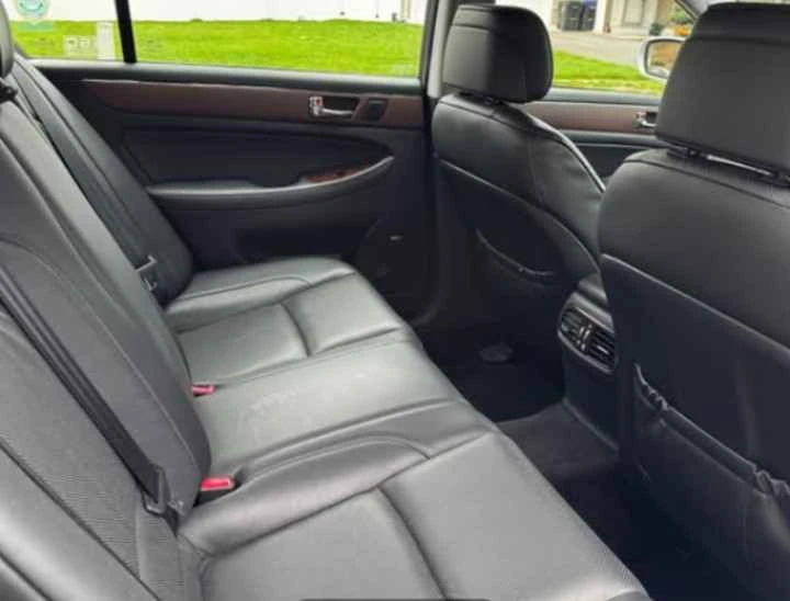 2009 Hyundai Genesis - Image 6 of 9