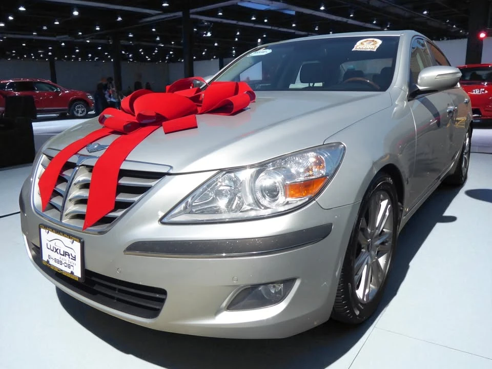 2009 Hyundai Genesis - Image 5 of 20