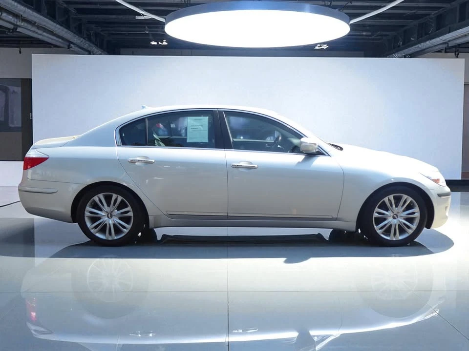 2009 Hyundai Genesis - Image 6 of 20