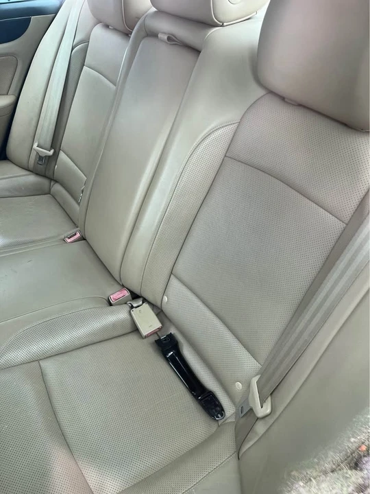 2009 Hyundai Genesis - Image 10 of 15