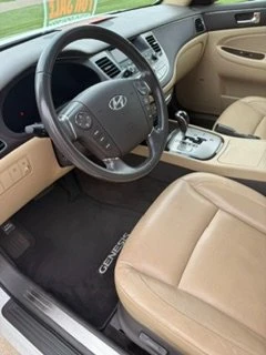 2009 Hyundai Genesis - Image 5 of 9