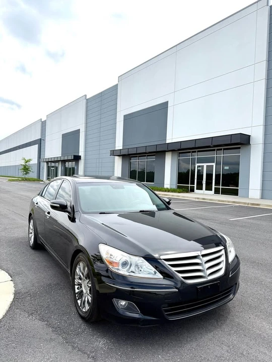 2009 Hyundai Genesis - Image 3 of 14