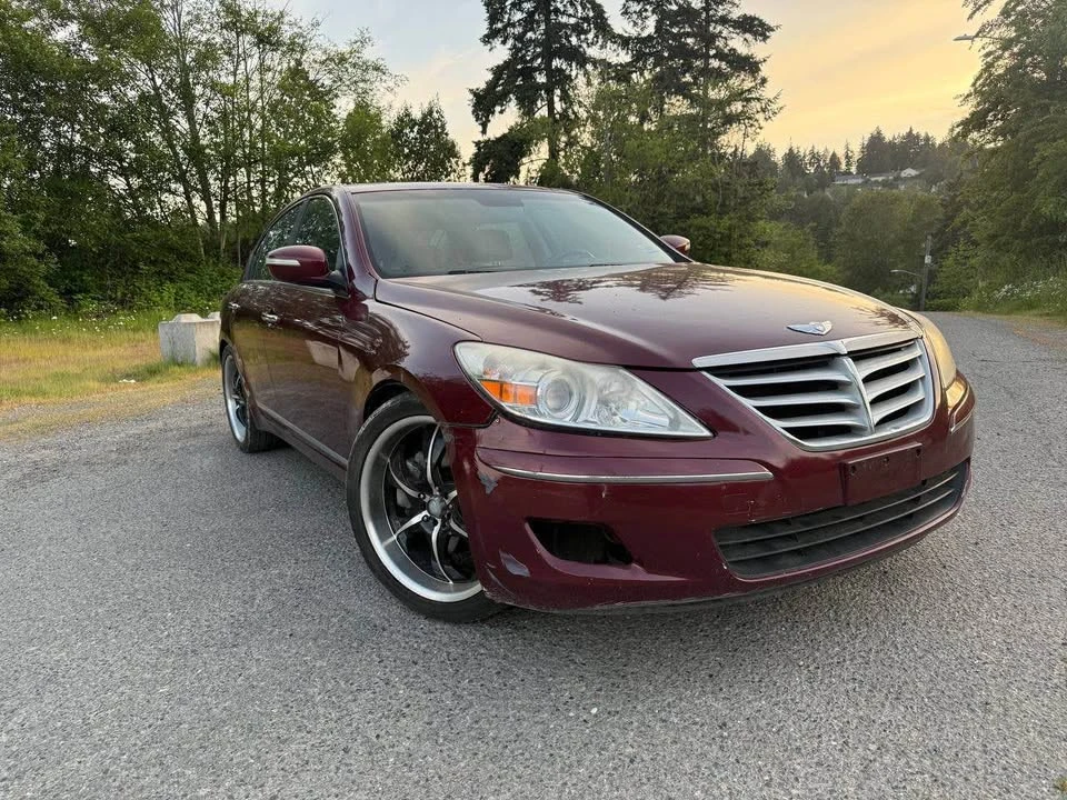 2009 Hyundai Genesis - Image 2 of 10