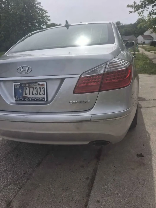 2009 Hyundai Genesis - Image 14 of 20