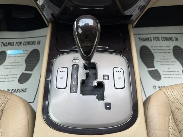 2009 Hyundai Genesis - Image 25 of 30