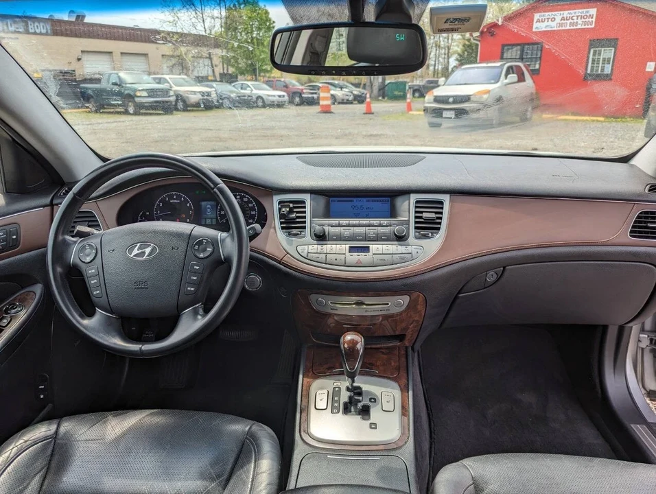 2009 Hyundai Genesis - Image 21 of 21