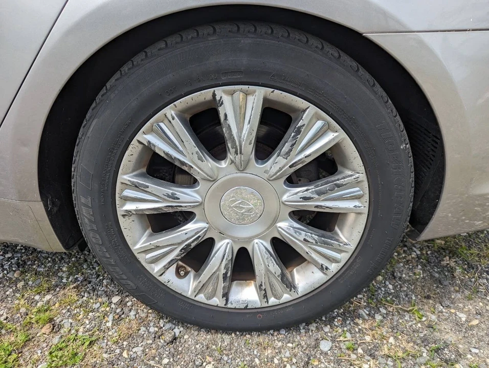 2009 Hyundai Genesis - Image 9 of 21
