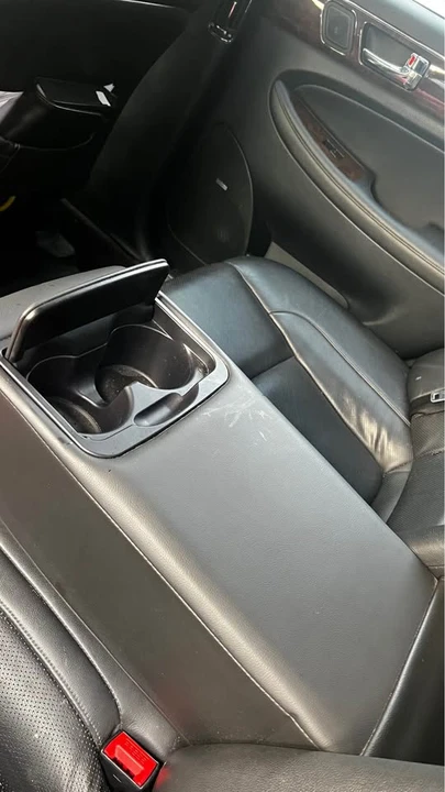 2009 Hyundai Genesis - Image 7 of 10