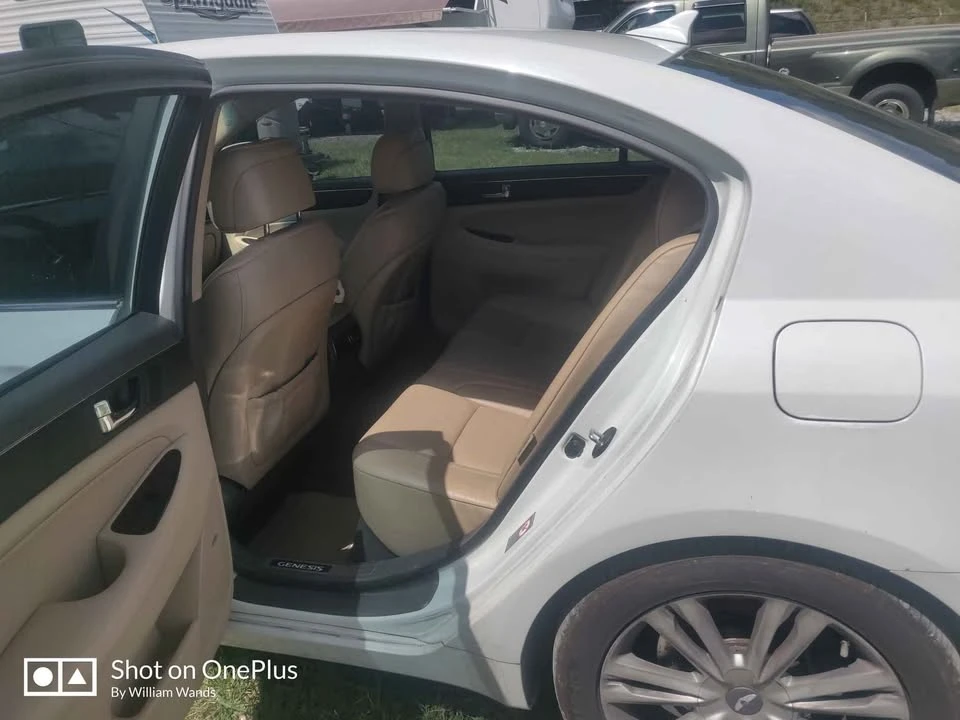 2009 Hyundai Genesis - Image 2 of 9