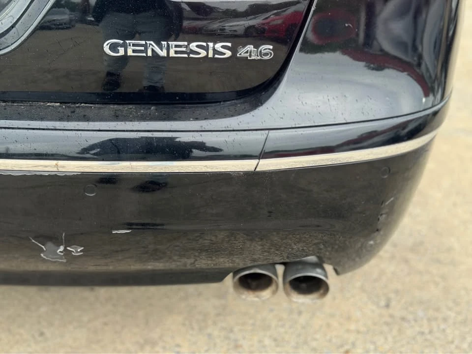 2009 Hyundai Genesis - Image 7 of 18