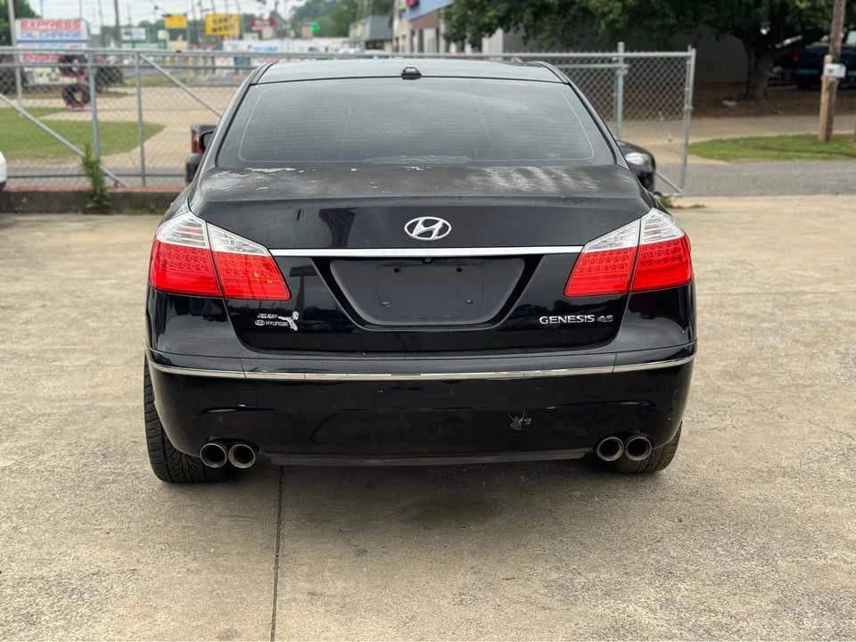 2009 Hyundai Genesis - Image 5 of 18