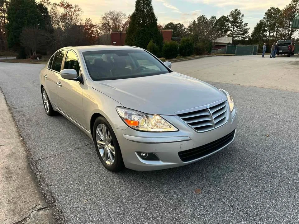 2009 Hyundai Genesis - Image 3 of 19