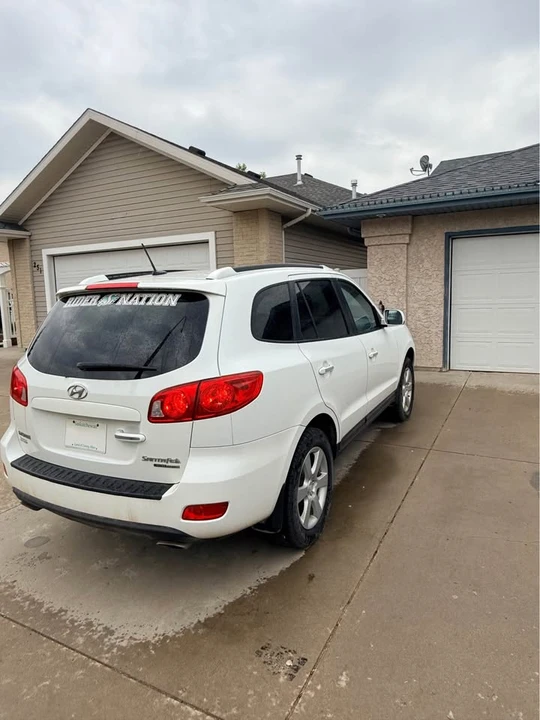 2009 Hyundai Santa Fe - Image 2 of 6