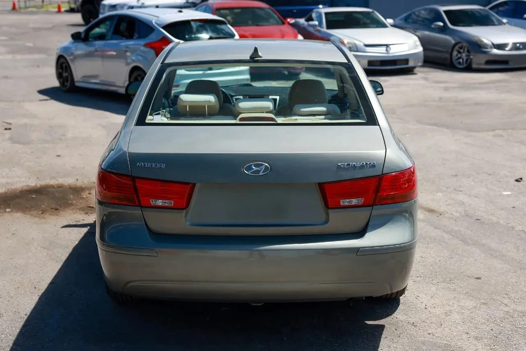 2009 Hyundai Sonata - Image 9 of 21